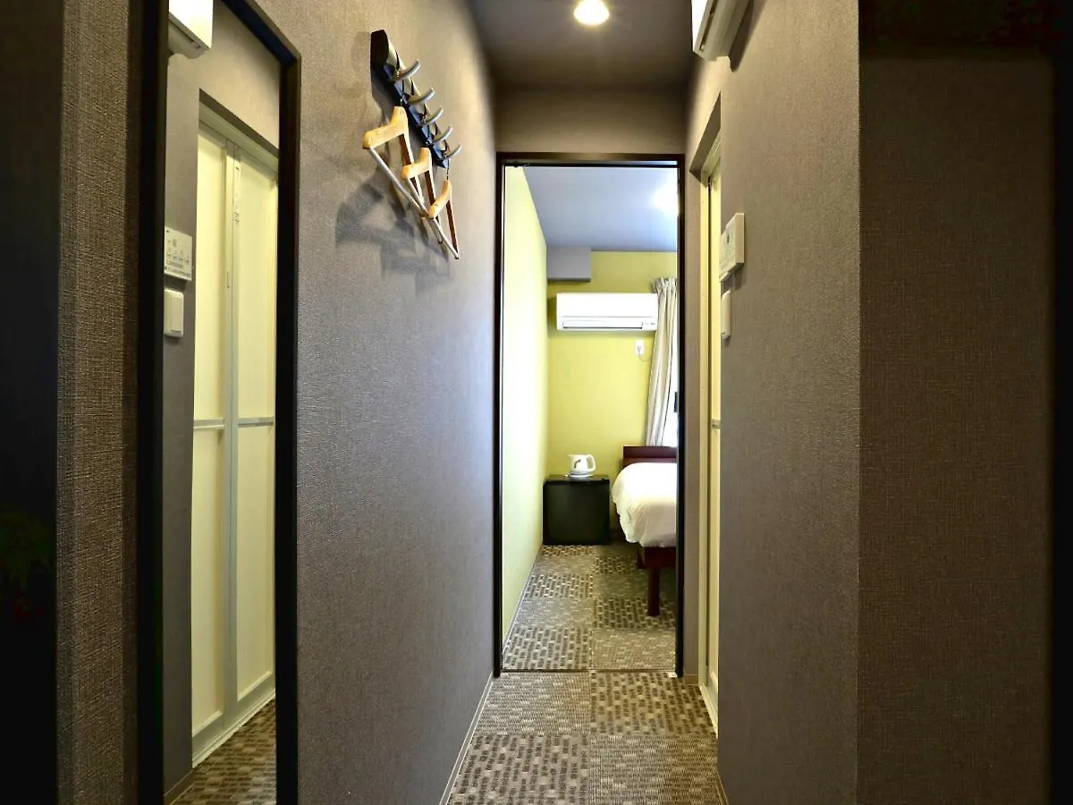 Calm Castle Hotel Nijo